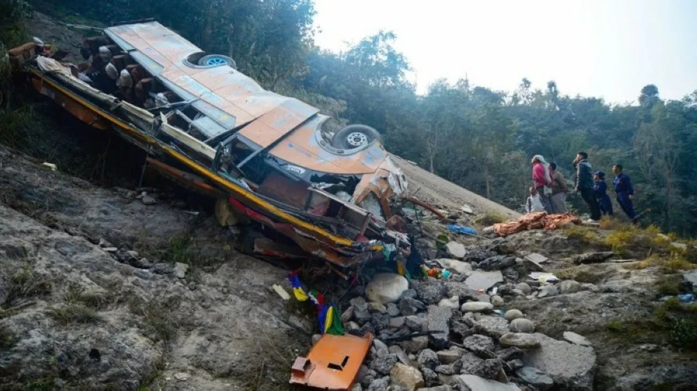 18 people killed, over 25 injured as bus falls into Nepal river
