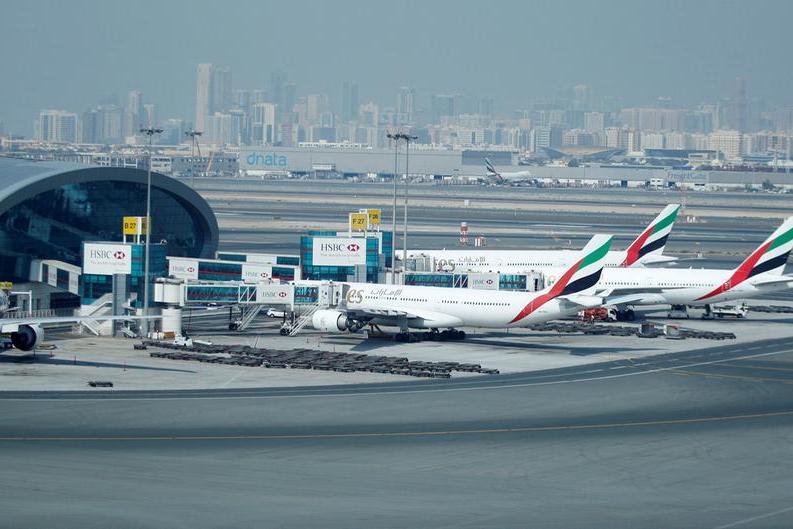 Limited number of relief flights take off from Dubai, Abu Dhabi